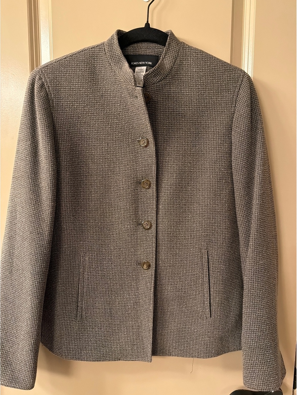 Jones New York Women's Size 4 Textured Gray Button-Up Blazer Jacket